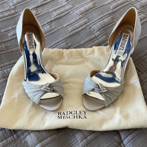 Shoes - Picture 3 of 3